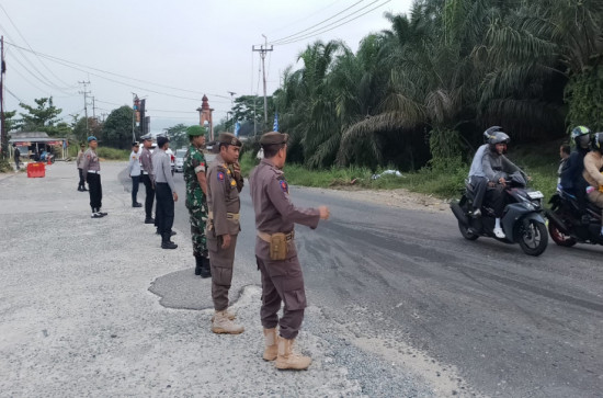 Satpol PP Kampar Masih Terus Lakukan Pengamanan Arus Balik Lebaran